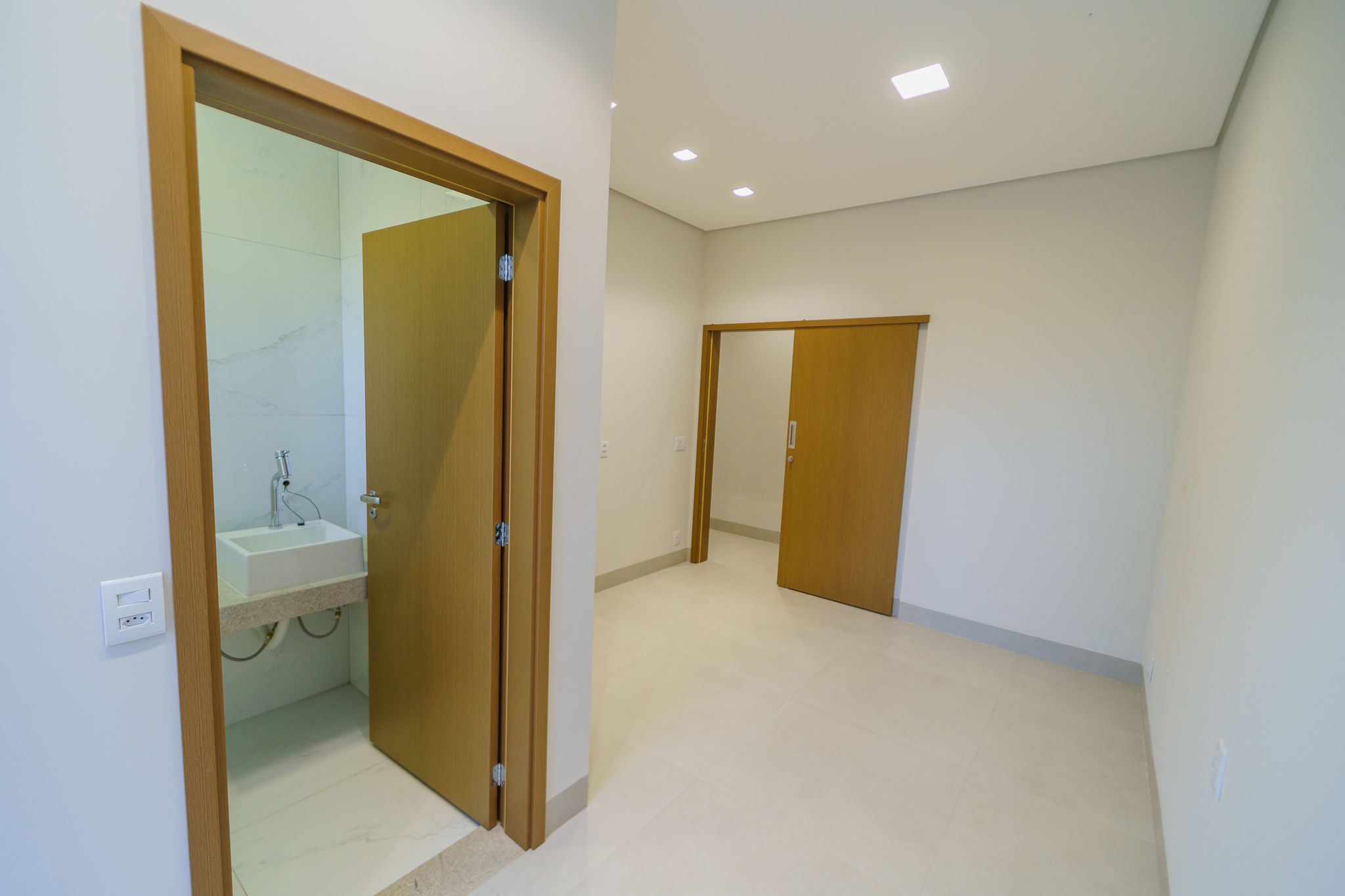 Suíte principal com closet